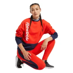Reebok Training Essentials Linear Logo Crew Sweatshirt -Sports Gear Shop reebok training essentials linear logo crew sweatshirt 2