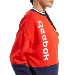 Reebok Training Essentials Linear Logo Crew Sweatshirt -Sports Gear Shop reebok training essentials linear logo crew sweatshirt 4