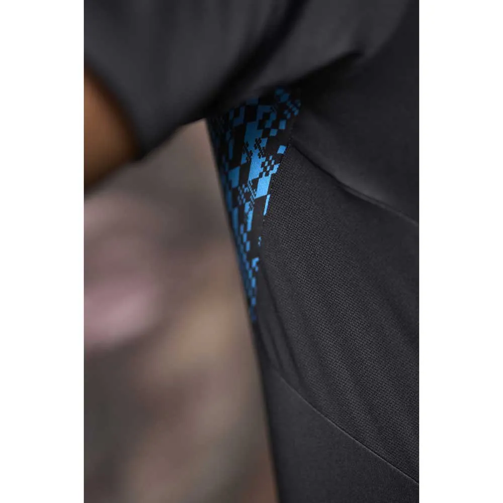 UMBRO Pro Training Graphic Short Sleeve T-Shirt 6 UMBRO Pro Training Graphic Short Sleeve T-Shirt - Image 6